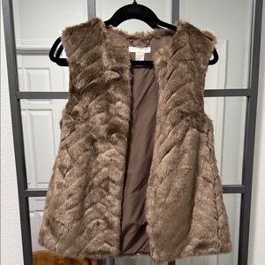 H&M Faux Fur Vest in Taupe and Beige